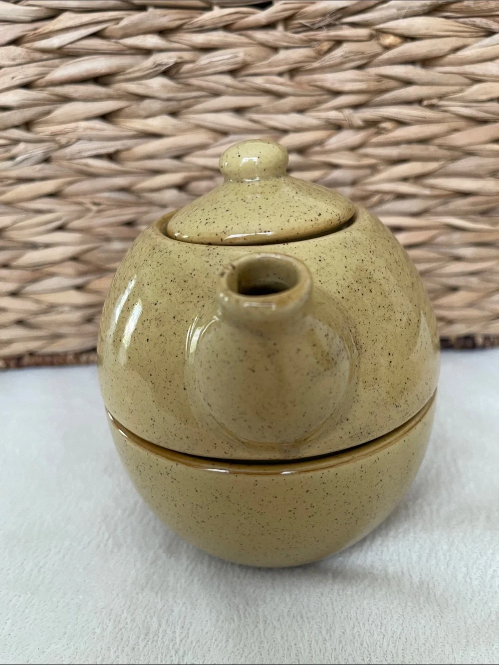 Pier 1 Tea Pot Mug Set Stoneware 8 Oz Mustard Color With Lid